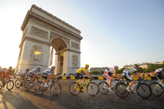 PARIS : ARRIVEE du Tour de France